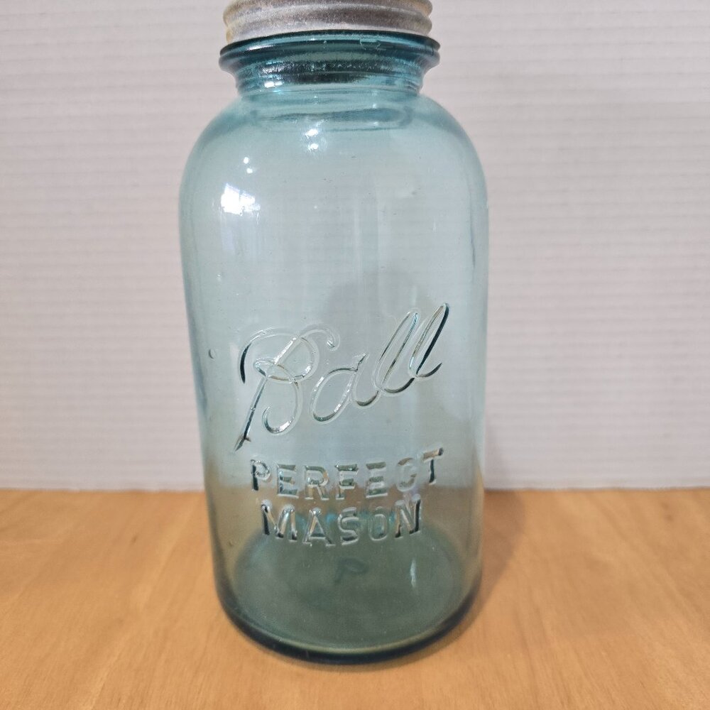 Vintage Blue Ball Perfect Mason Jar Half Gallon Zinc Lid #9 (1923-1933)‎